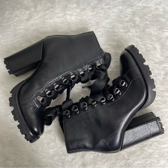 Schutz Zhara Lace-Up Boot in black size 5 - Picture 3 of 14